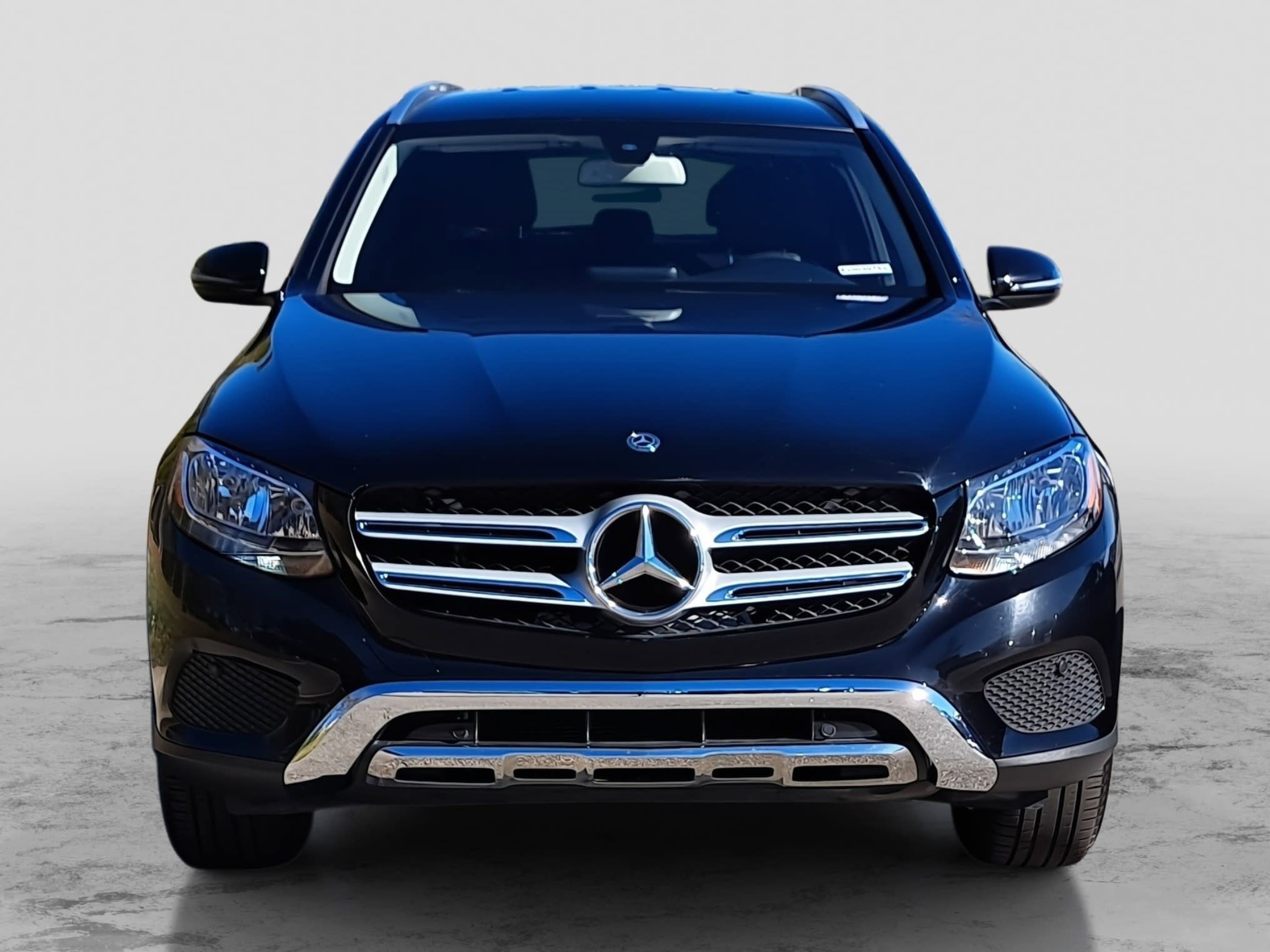 Used 2019 Mercedes-Benz GLC 300 image 2