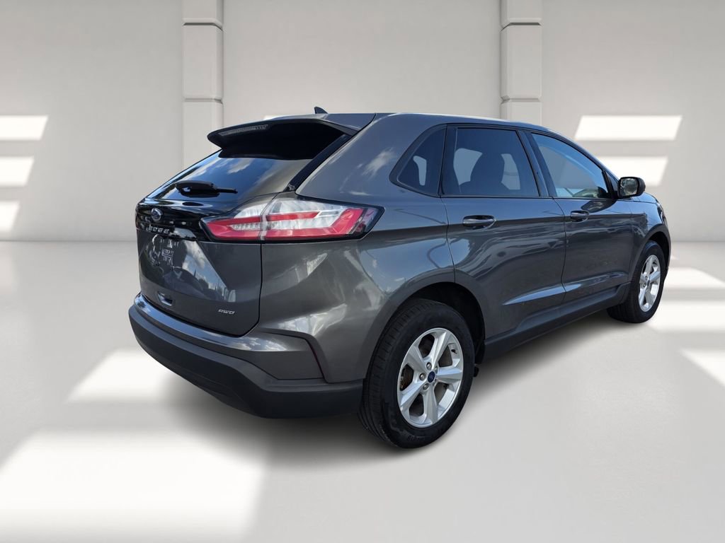 Used 2022 Ford Edge SE image 4