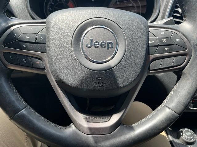 Used 2020 Jeep Cherokee Limited AWD/4WD image 18