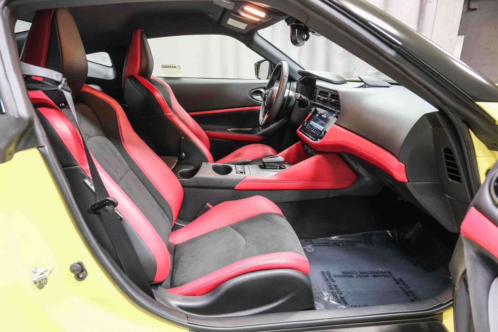 Used 2024 Nissan Z Performance w/ Floor Mat Package RWD image 15
