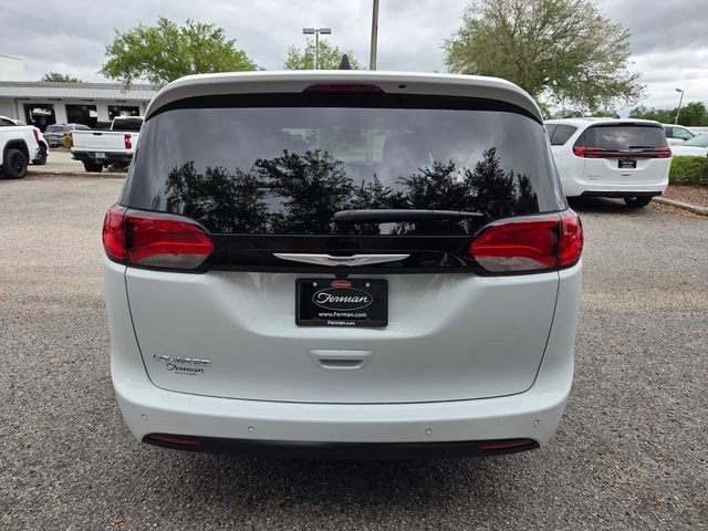 New 2026 Chrysler Voyager LX FWD image 11