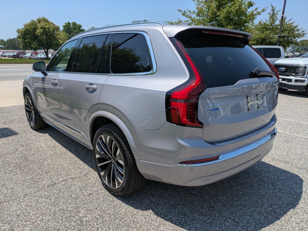 New 2026 Volvo XC90 T8 Plus w/ Protection Package Premier AWD/4WD image 6