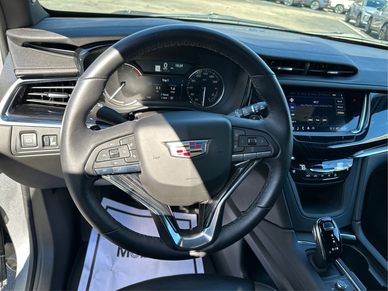 Certified 2025 Cadillac XT6 Premium Luxury image 19