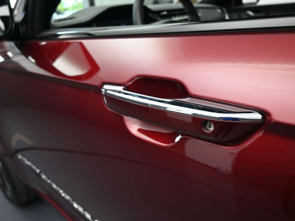 Used 2023 Jeep Grand Cherokee Overland w/ Luxury Tech Group IV image 37