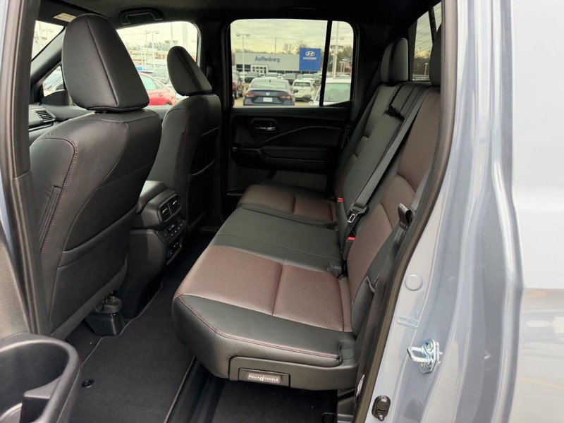 New 2026 Honda Ridgeline Black Edition image 8