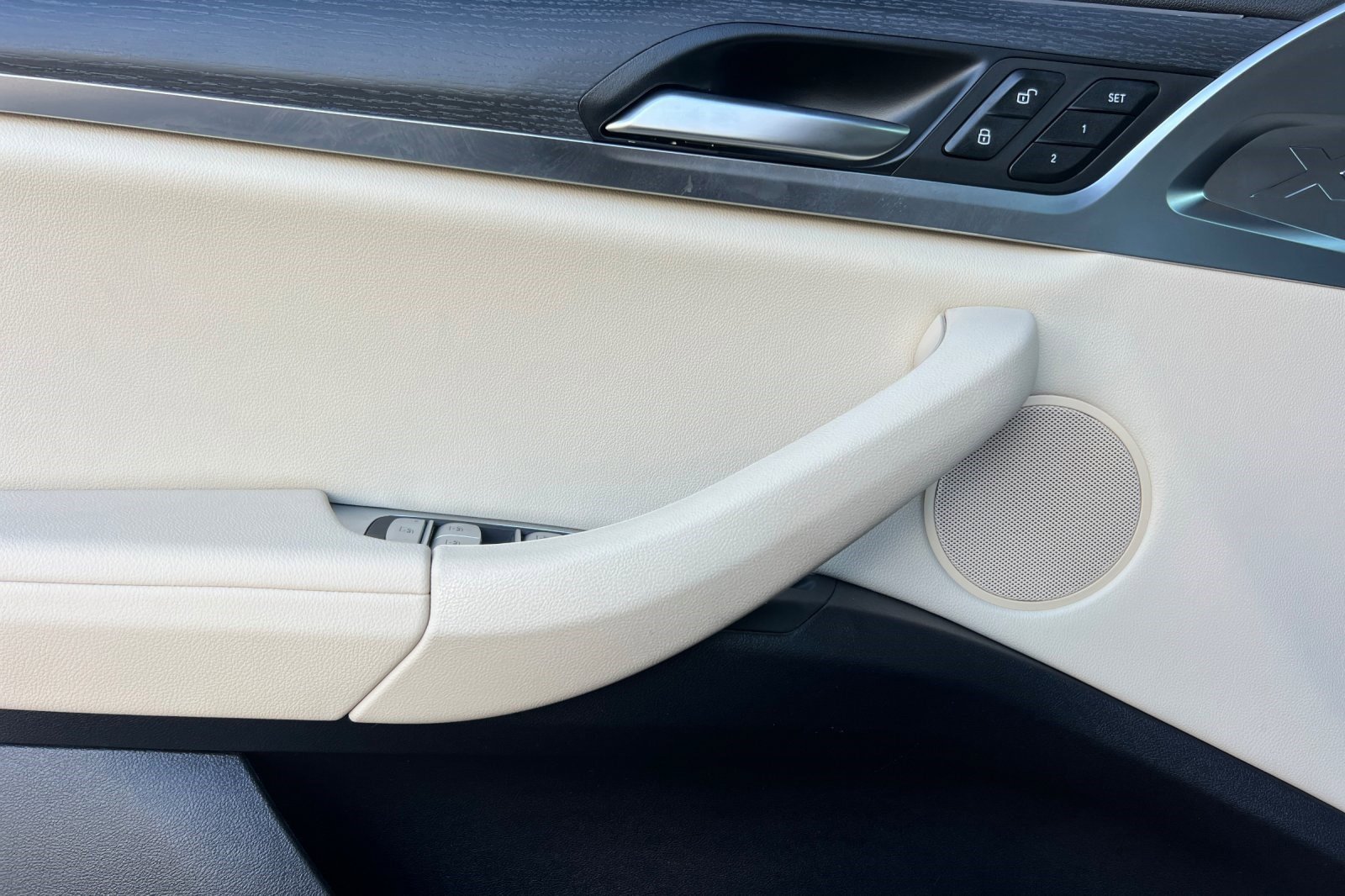 Certified 2024 BMW X3 M40i w/ Premium Package image 12