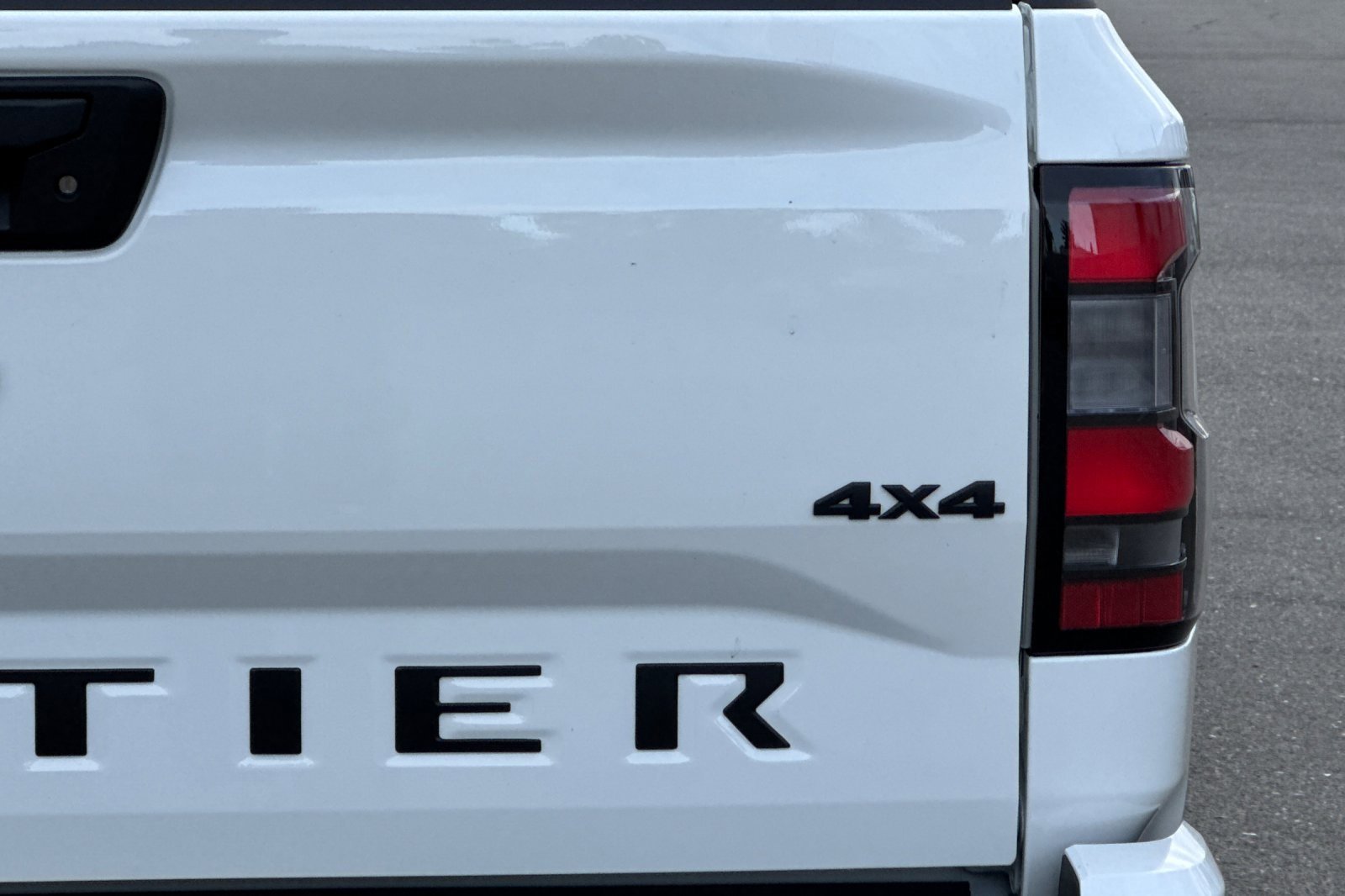 New 2026 Nissan Frontier SV w/ Tow Package image 22