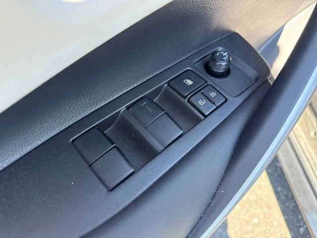 Certified 2025 Toyota Corolla SE FWD image 24