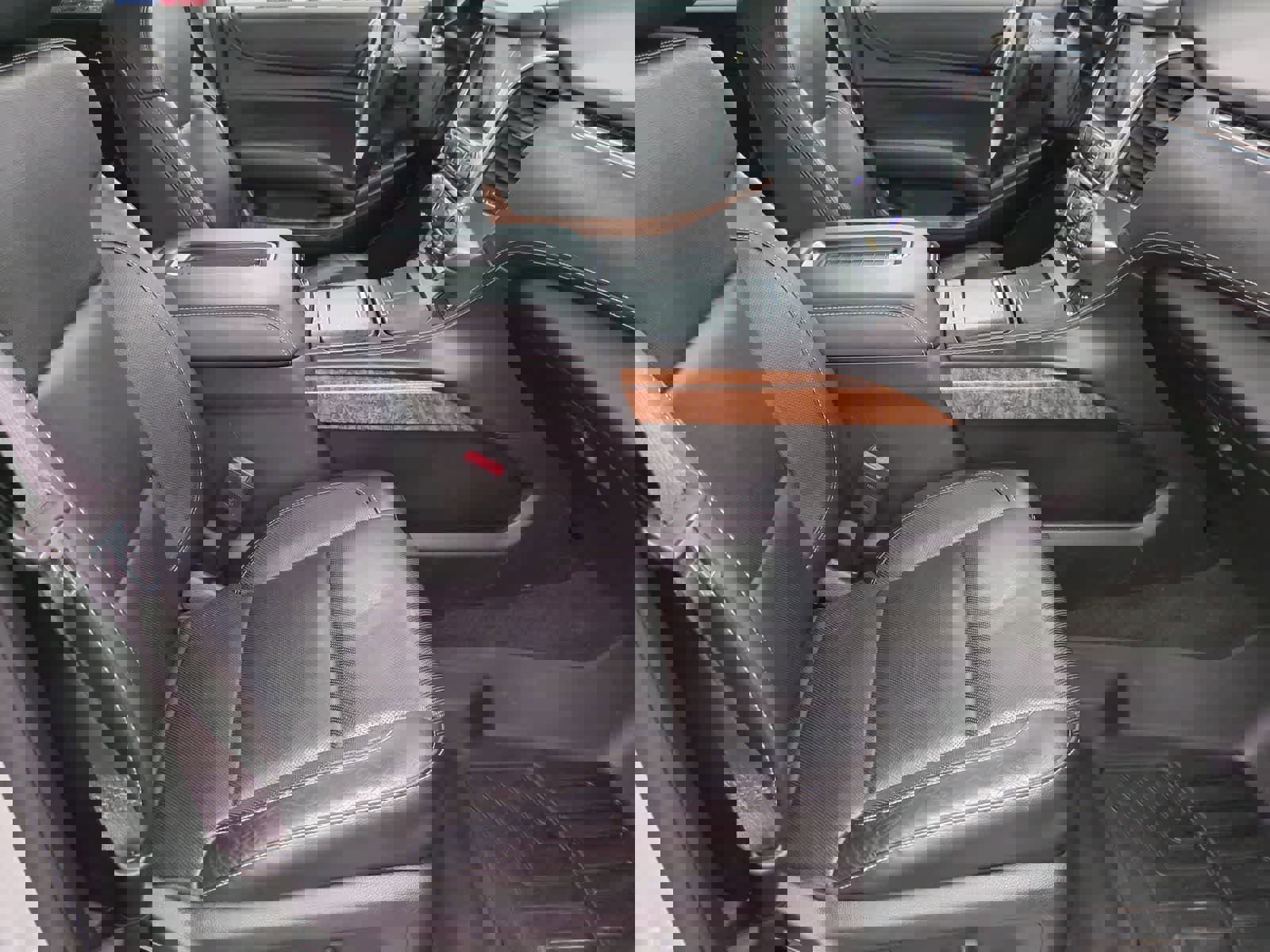 Used 2016 Chevrolet Suburban LTZ image 23