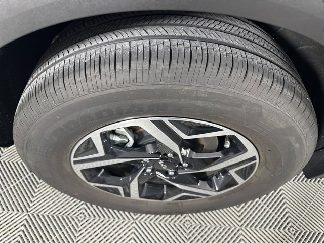 Used 2024 Kia Sportage LX image 11