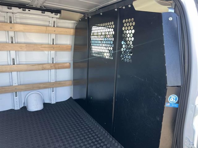 Used 2024 GMC Savana 2500 w/ Driver Convenience Package image 14