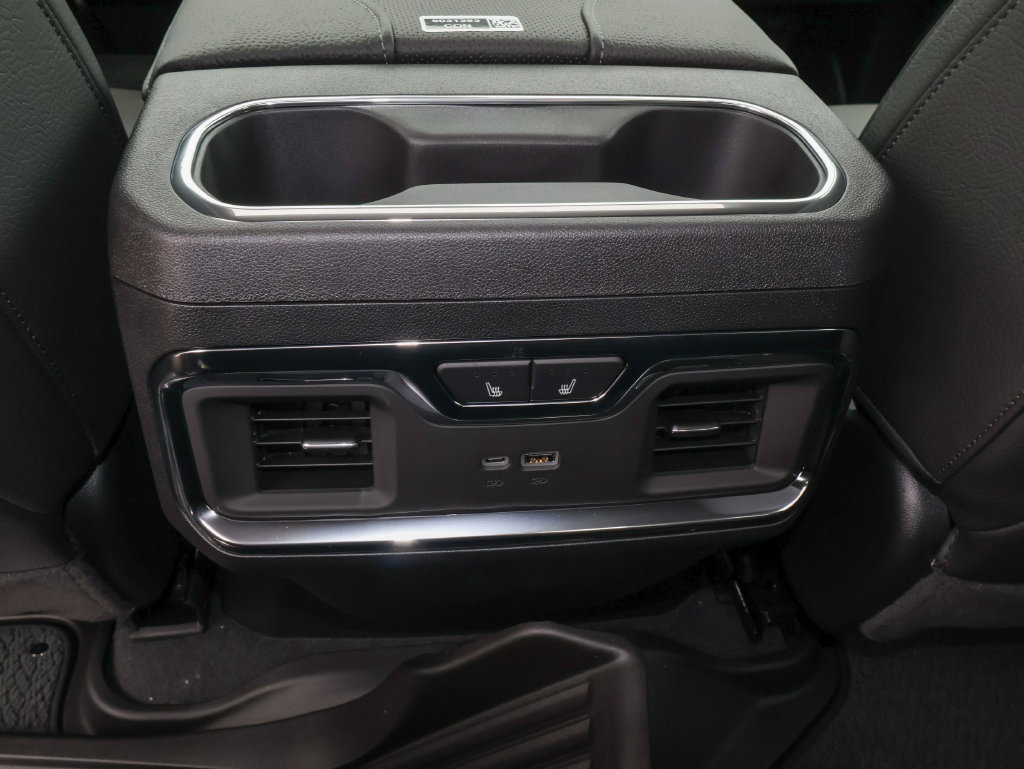 New 2026 GMC Sierra 1500 Denali AWD/4WD image 11