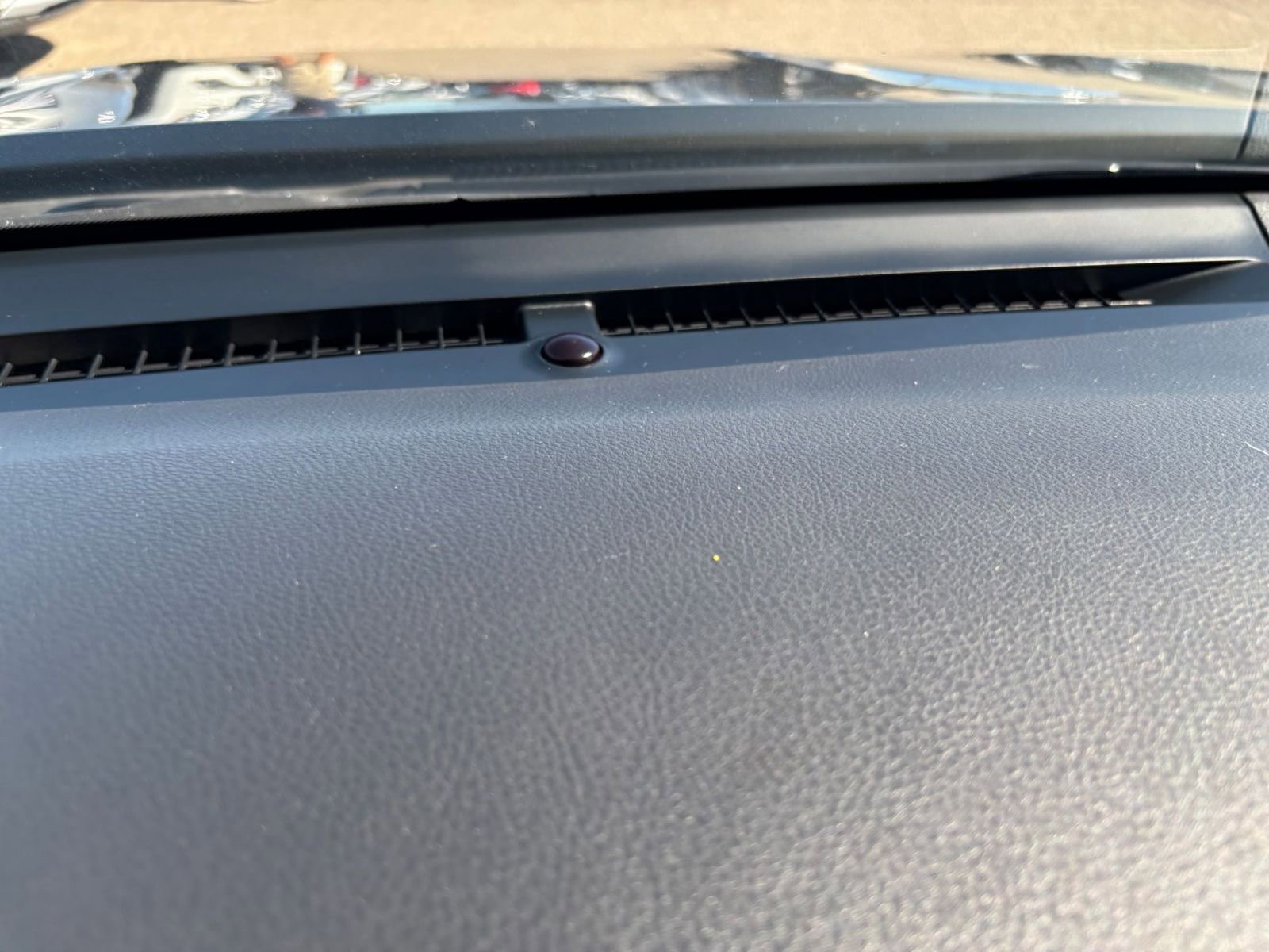 Used 2023 Toyota Camry LE FWD image 17