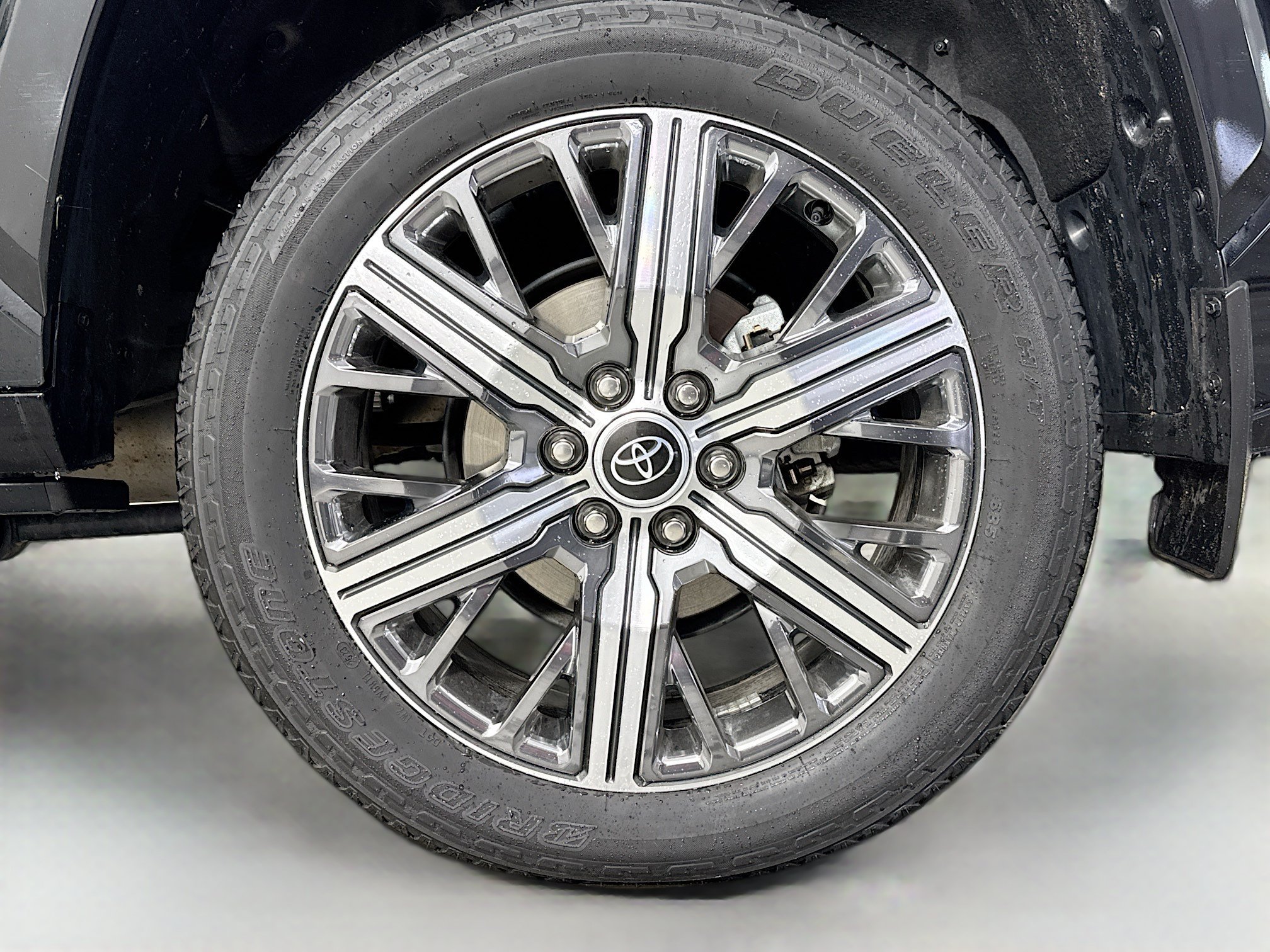 Certified 2023 Toyota Sequoia Capstone AWD/4WD image 35