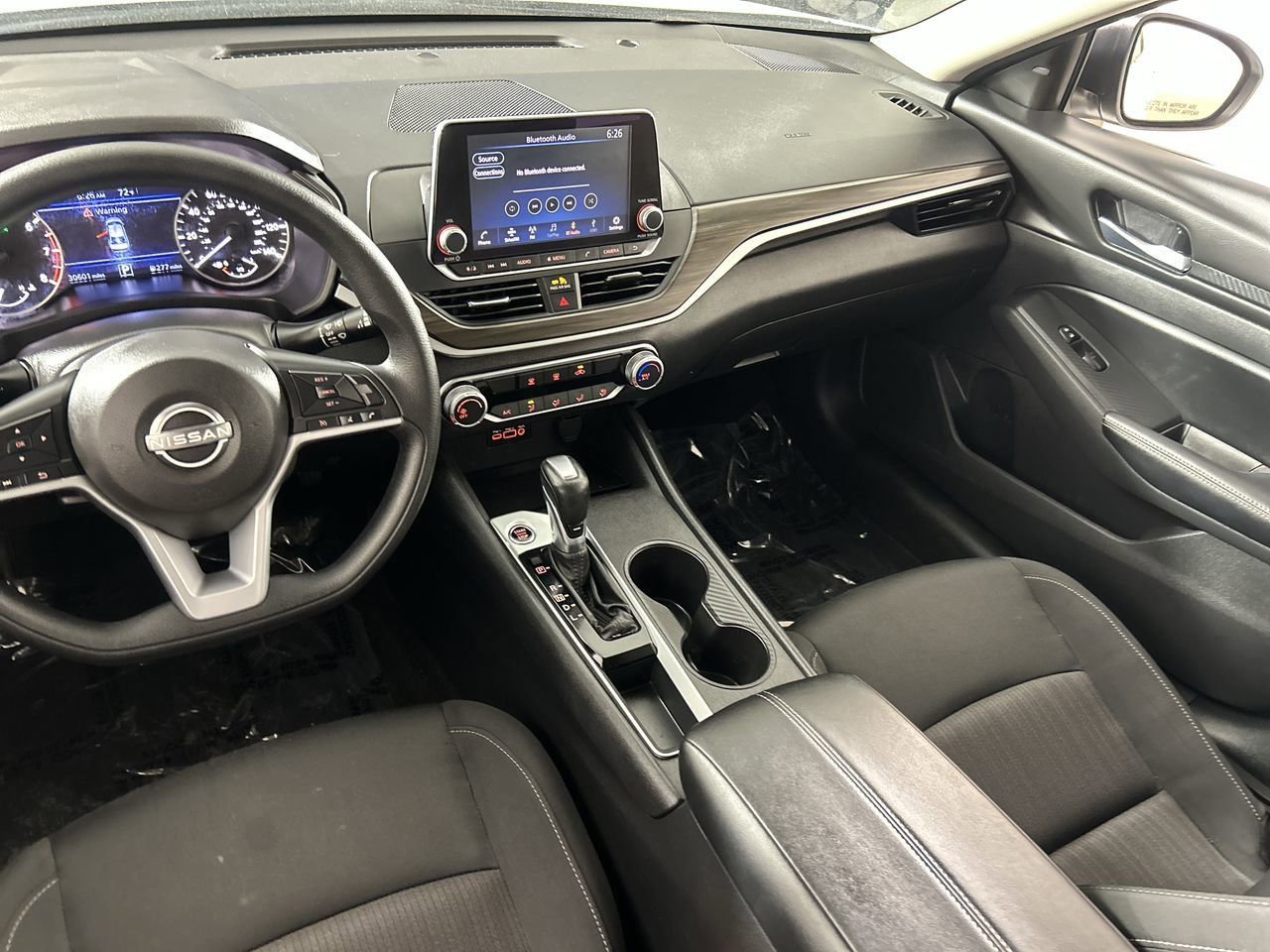 Used 2025 Nissan Altima 2.5 SV image 22