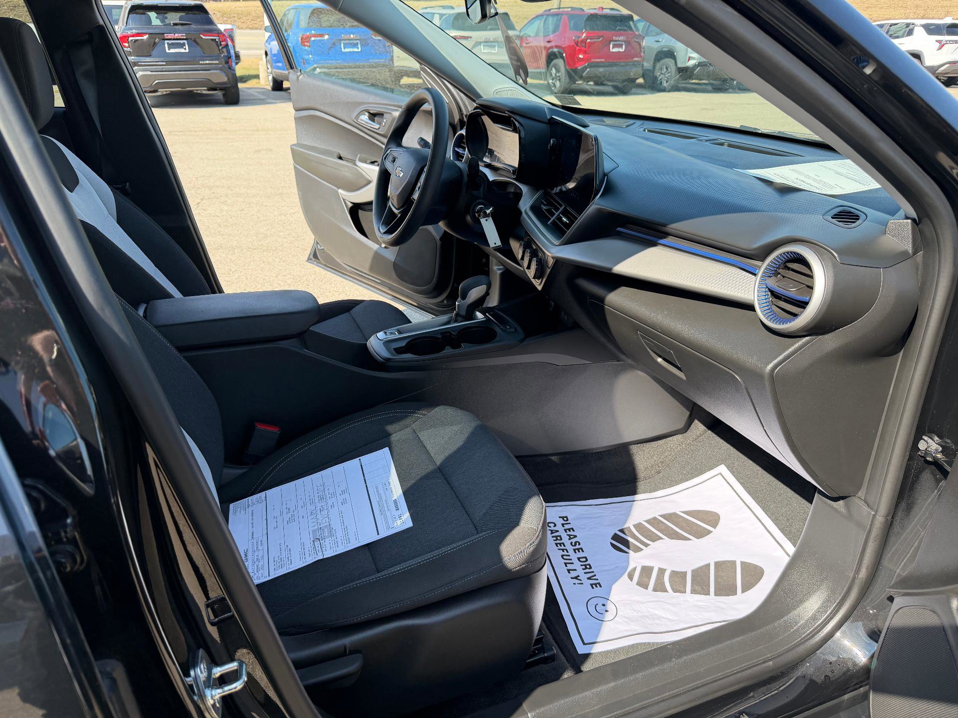 Certified 2024 Chevrolet Trax LS image 33