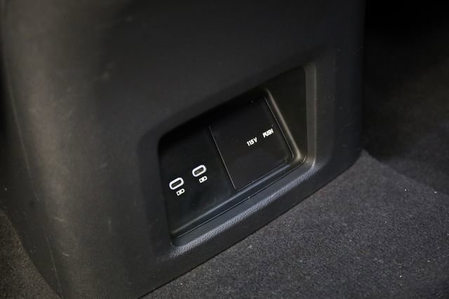 Used 2024 Volkswagen Atlas SEL Premium R-Line image 32