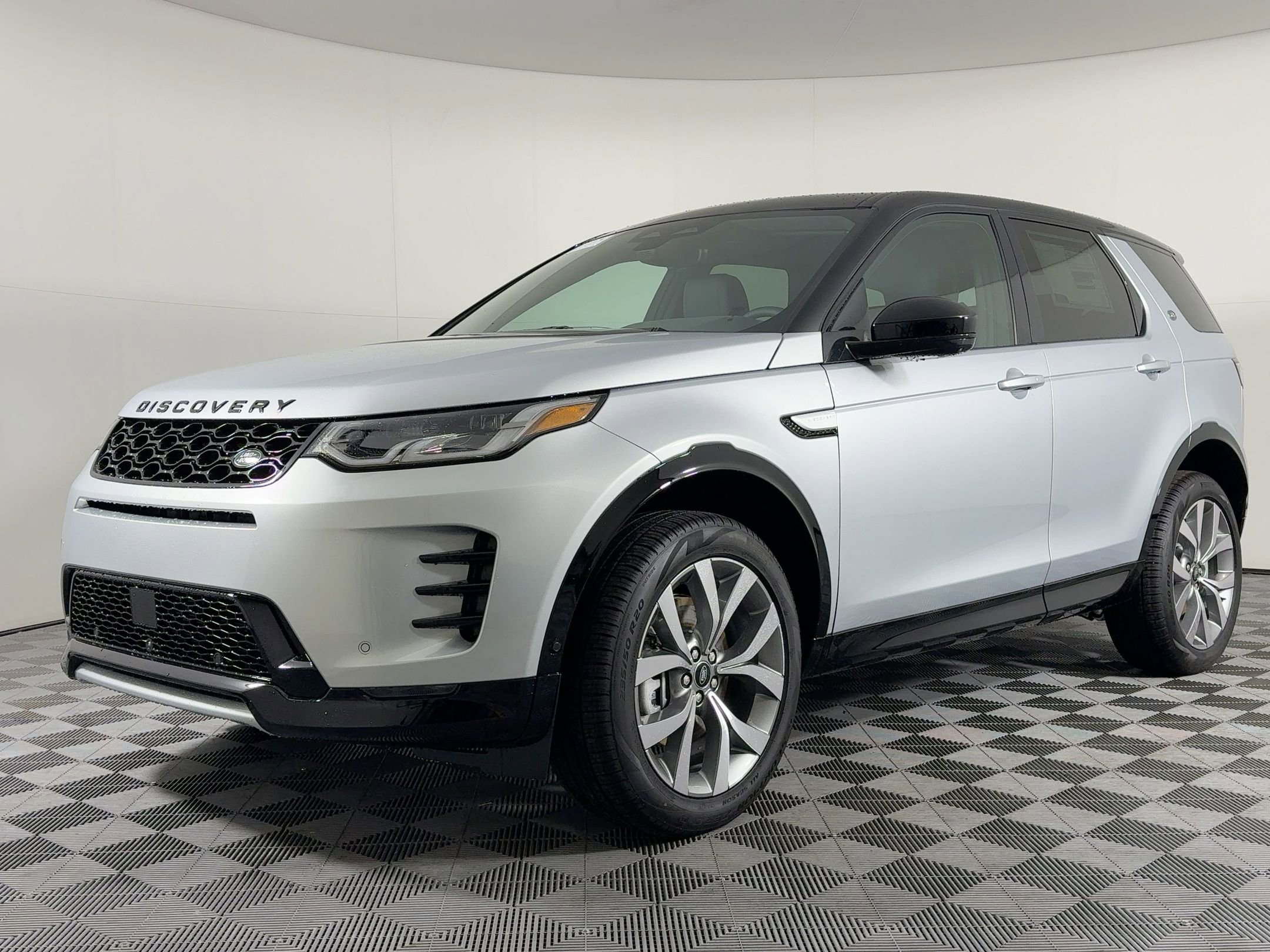 New 2026 Land Rover Discovery Sport Landmark video 1