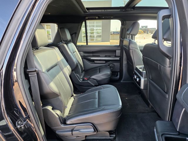 Used 2021 Ford Expedition Max XLT AWD/4WD image 13