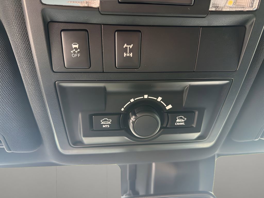 Used 2019 Toyota Tacoma TRD Off-Road w/ Technology Package image 26