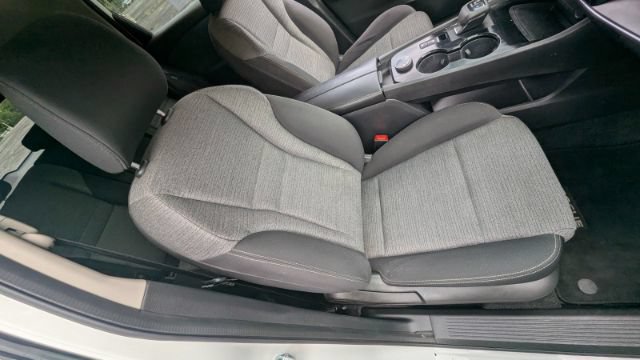 Used 2021 Nissan Rogue SV AWD/4WD image 17