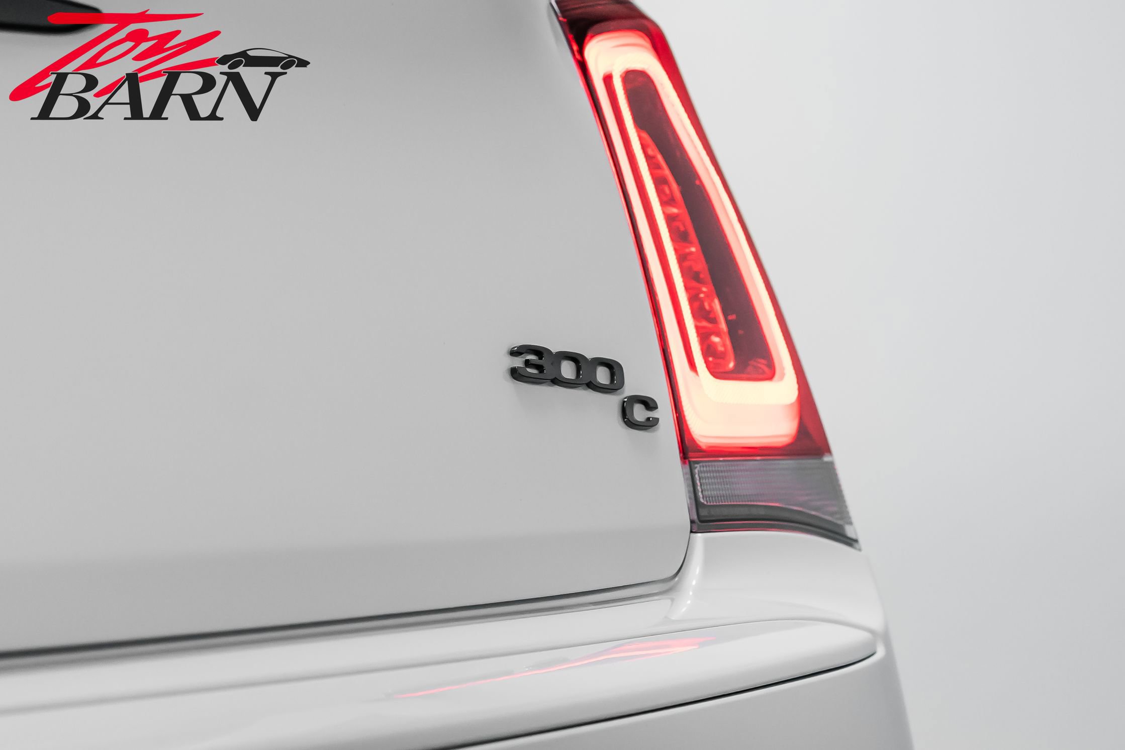 Used 2023 Chrysler 300 C RWD image 14