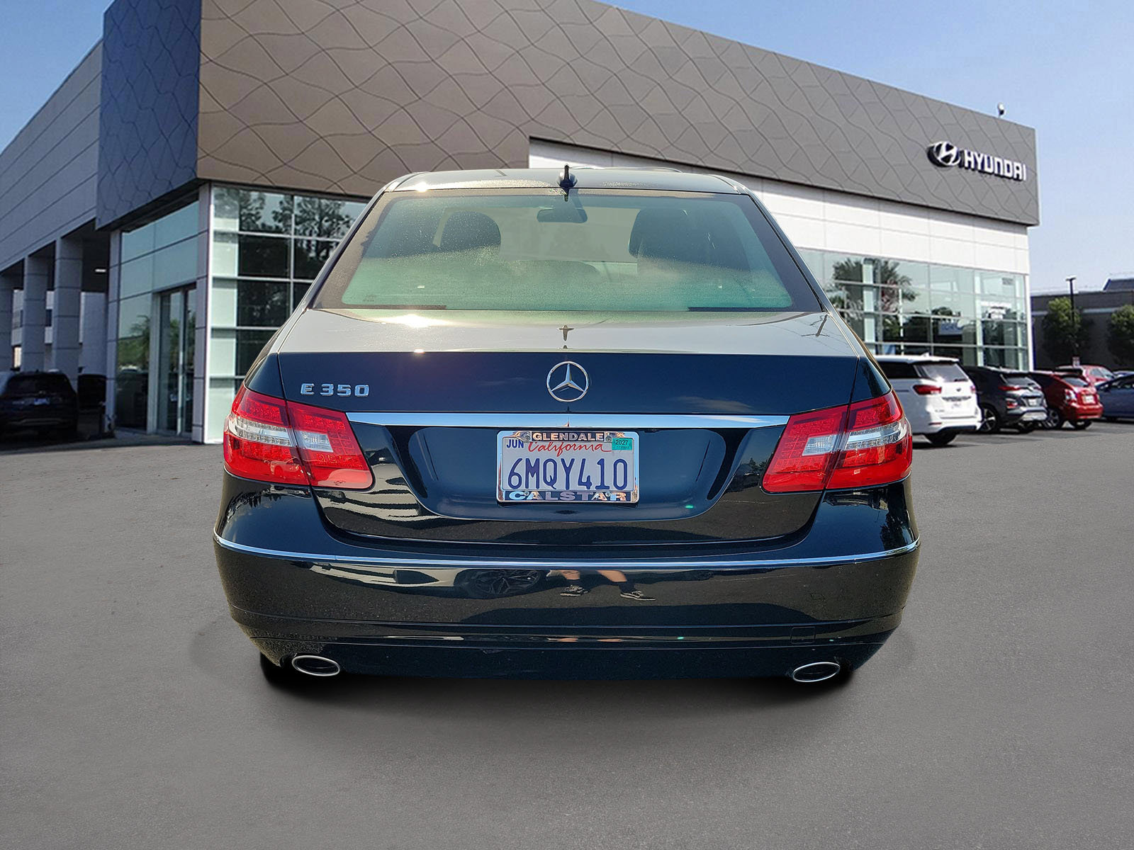 Used 2010 Mercedes-Benz E 350 Sedan image 4