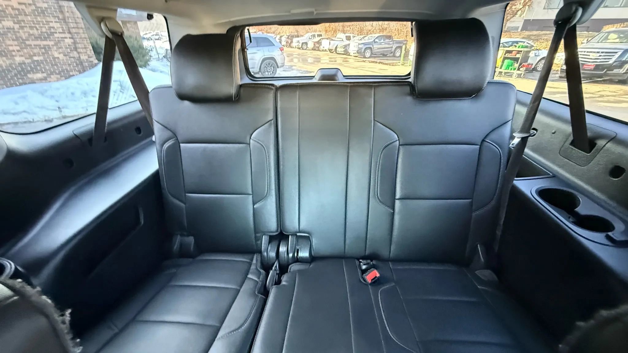 Used 2017 Chevrolet Suburban Premier AWD/4WD image 29