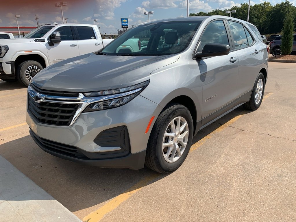 Used 2023 Chevrolet Equinox LS