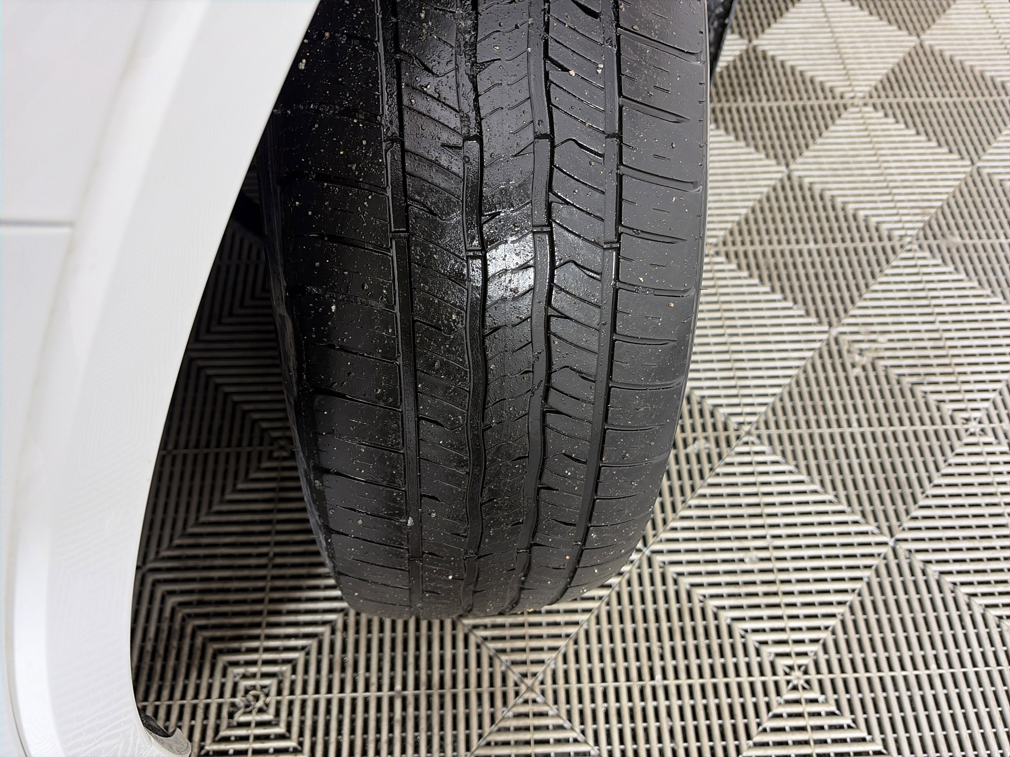 Used 2019 Buick Envision Essence image 12