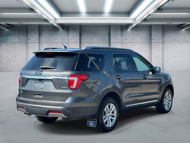 Used 2019 Ford Explorer XLT w/ Equipment Group 202A AWD/4WD image 6