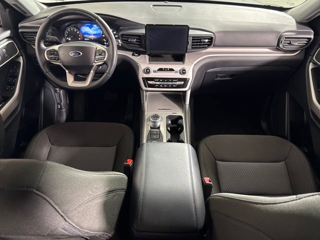 Used 2024 Ford Explorer XLT image 19