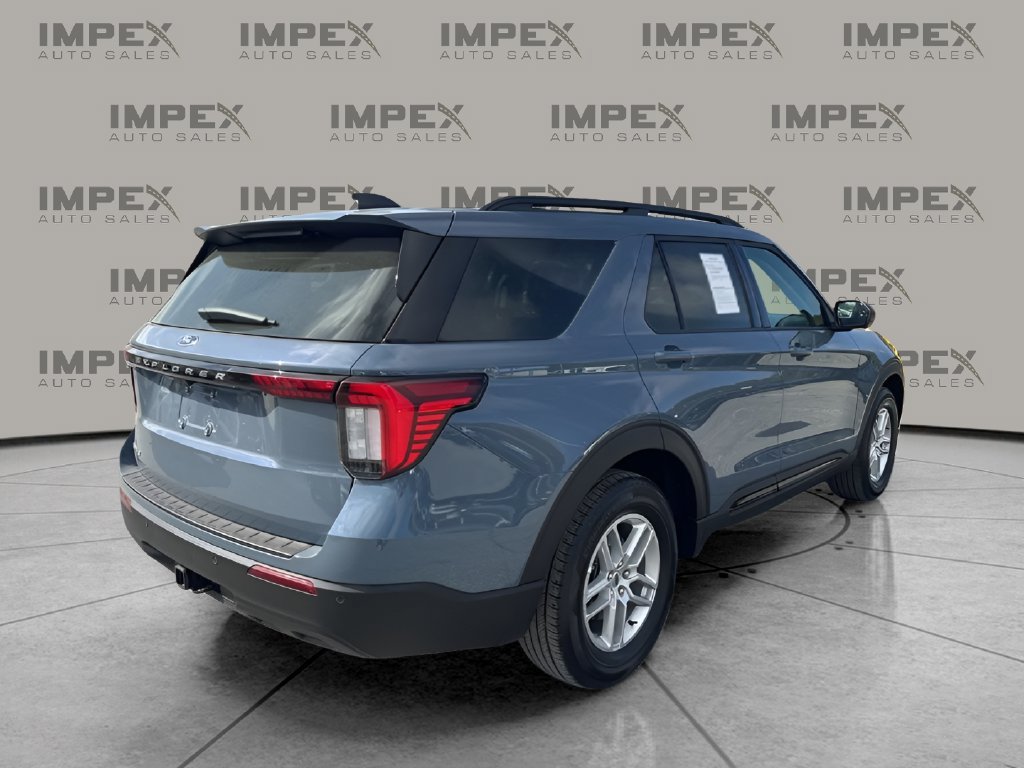 Used 2026 Ford Explorer Active RWD image 5
