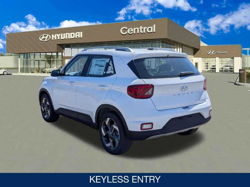 New 2026 Hyundai Venue SEL FWD image 6