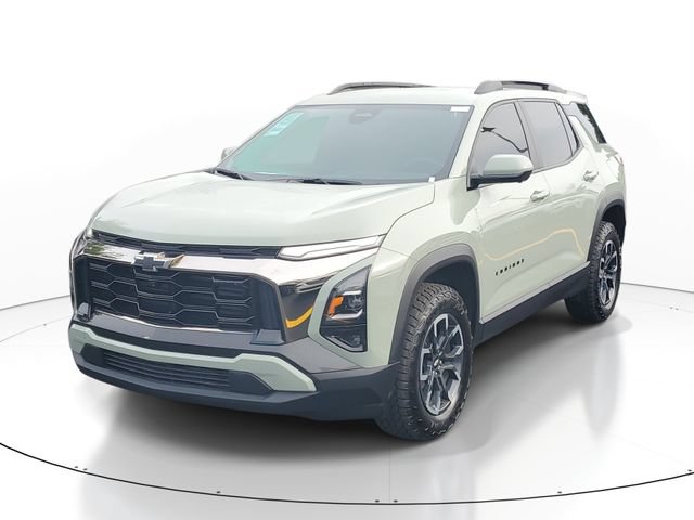 Used 2025 Chevrolet Equinox ACTIV w/ Safety and Technology Package FWD image 2
