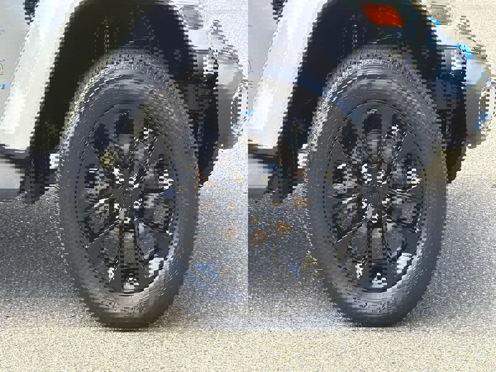 Used 2023 Jeep Wrangler Sahara w/ Cold Weather Group image 35