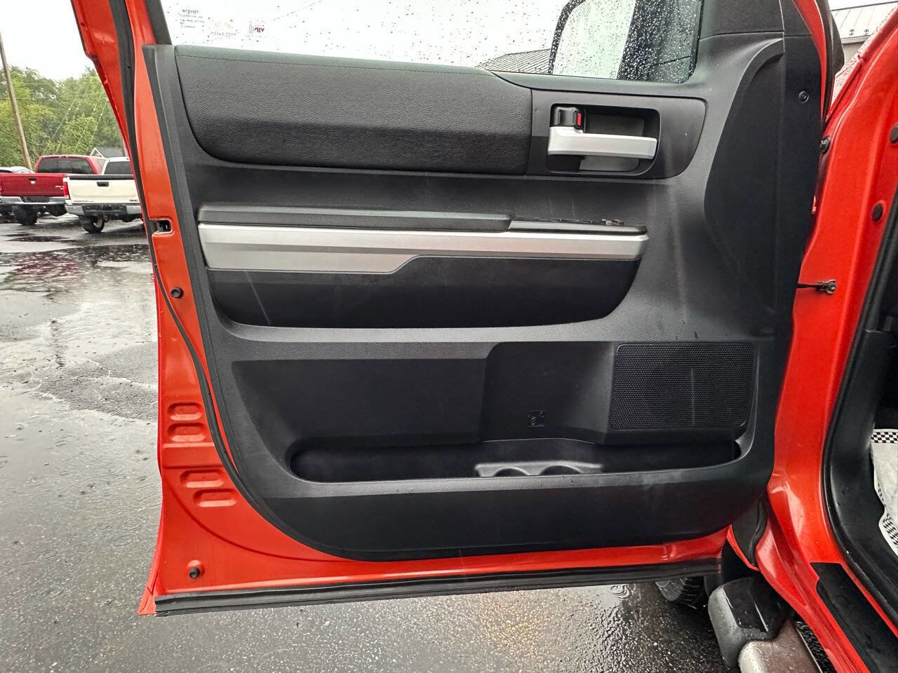 Used 2016 Toyota Tundra SR5 image 14