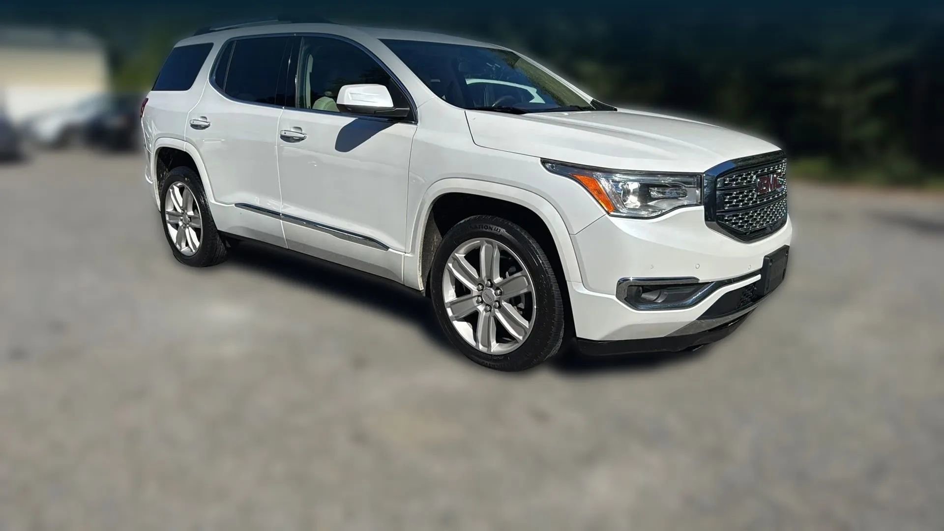 Used 2017 GMC Acadia Denali w/ Technology Package image 3