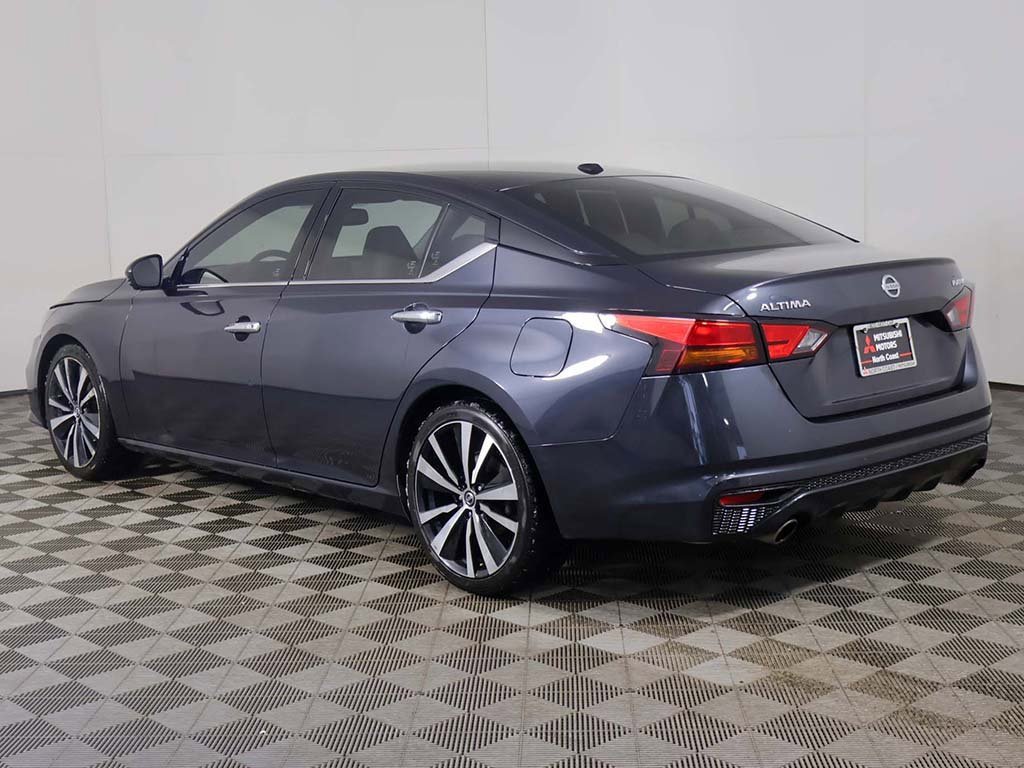 Used 2019 Nissan Altima 2.5 Platinum image 11