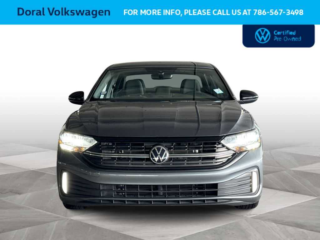 Certified 2023 Volkswagen Jetta Sport FWD image 3