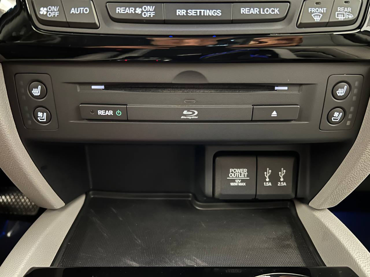 Used 2016 Honda Pilot Elite image 23