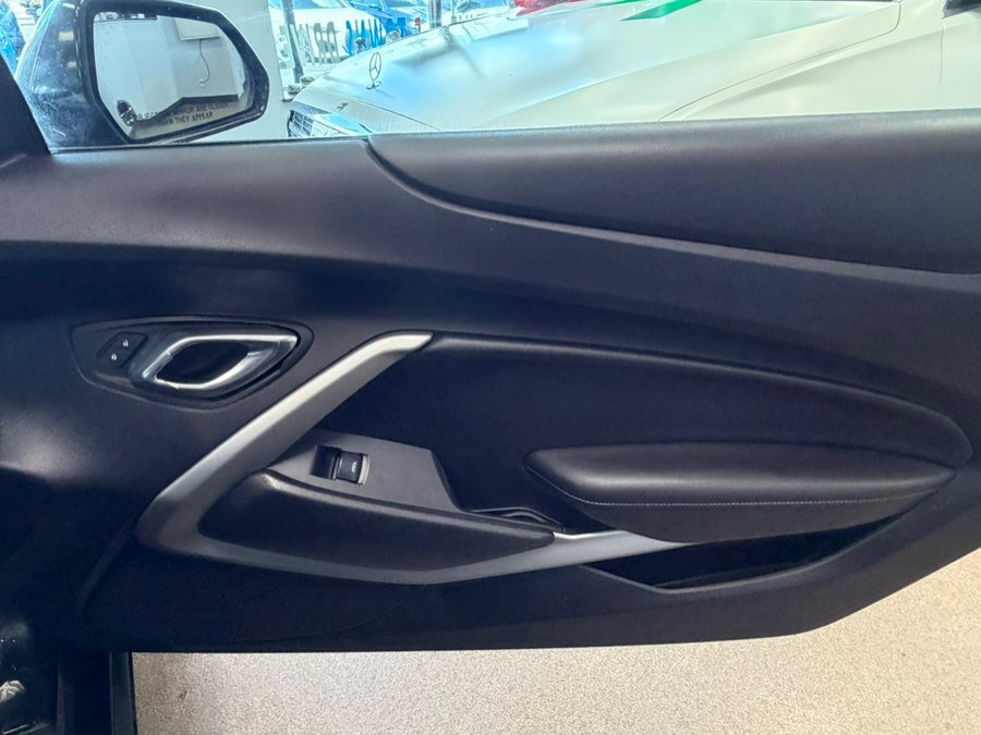 Used 2017 Chevrolet Camaro SS RWD image 26