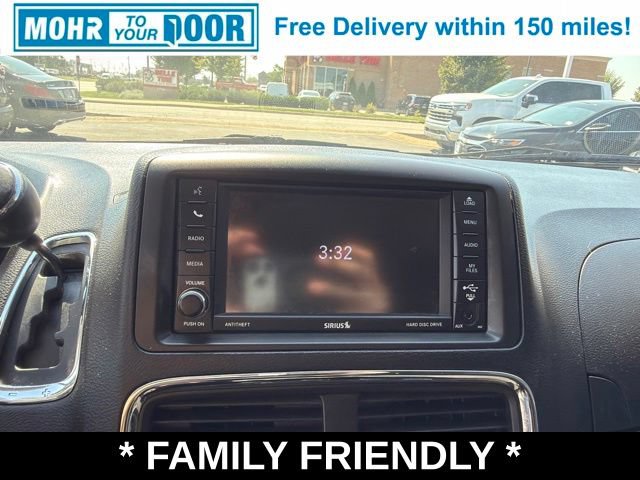 Used 2018 Dodge Grand Caravan SE w/ UConnect Hands-Free Group FWD image 23