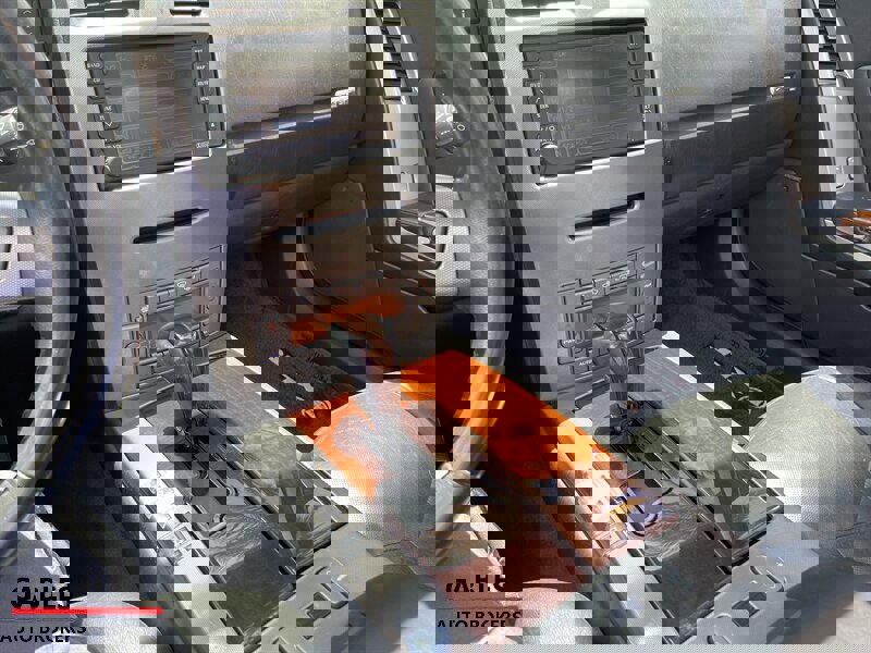 Used 2005 Cadillac XLR image 17