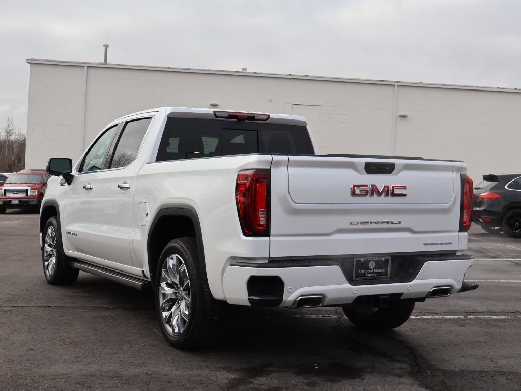 Used 2024 GMC Sierra 1500 Denali AWD/4WD image 7
