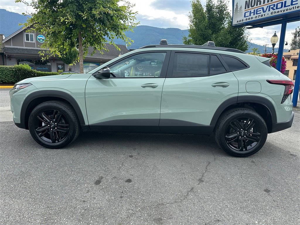 New 2025 Chevrolet Trax ACTIV w/ Sunroof Package image 9