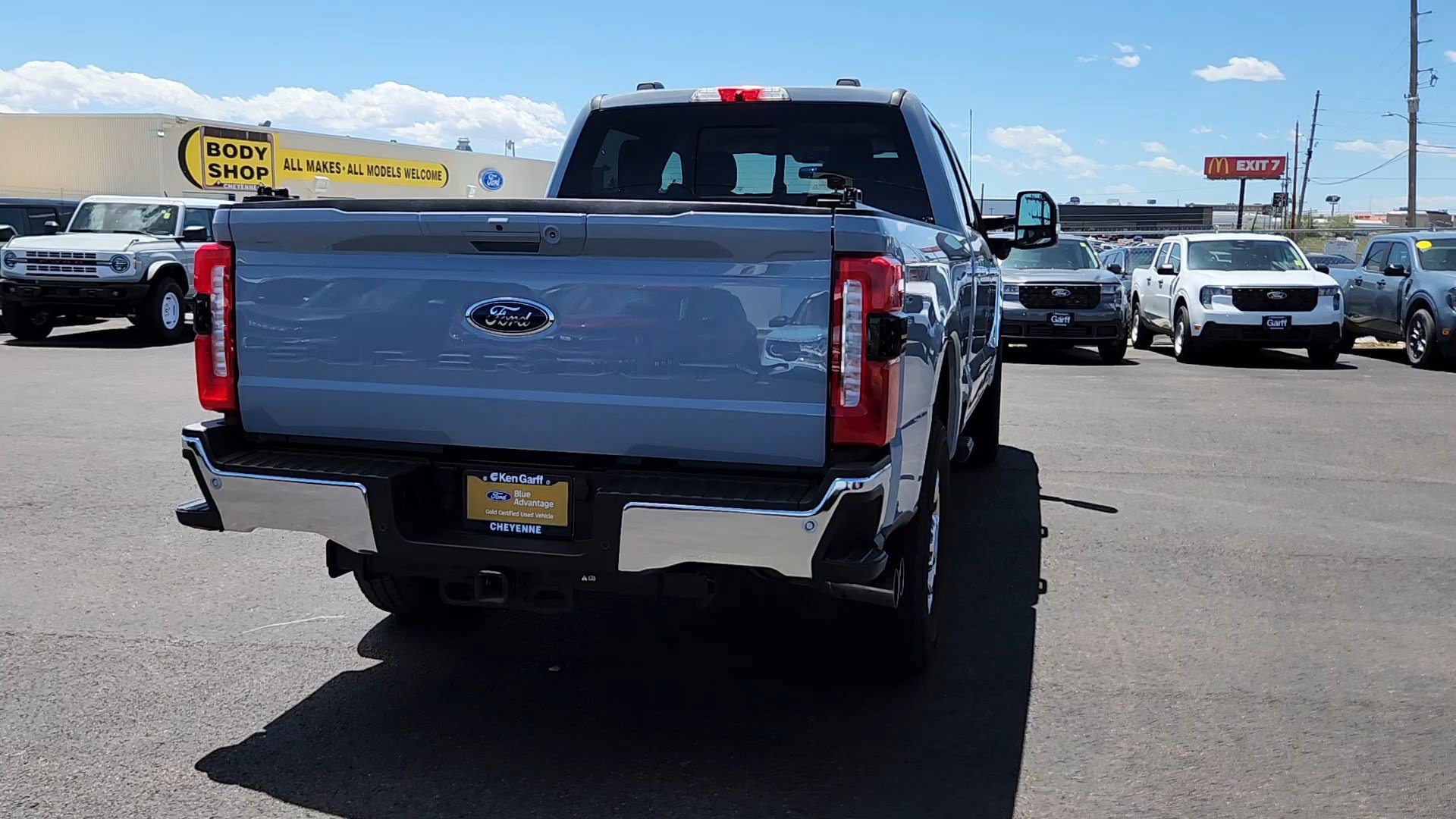 Certified 2025 Ford F250 Lariat w/ Lariat Ultimate Package AWD/4WD image 4