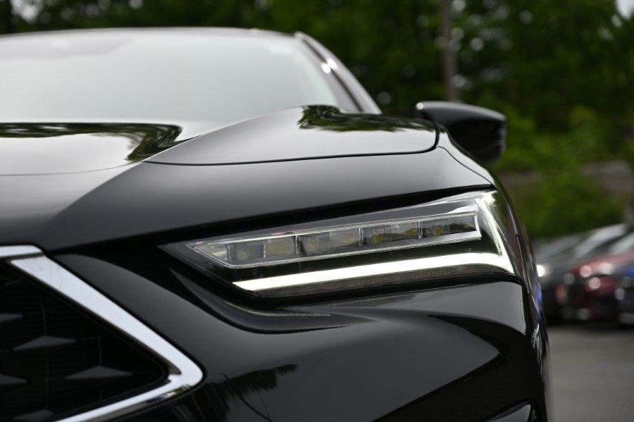 Used 2023 Acura TLX w/ Technology Package FWD image 10