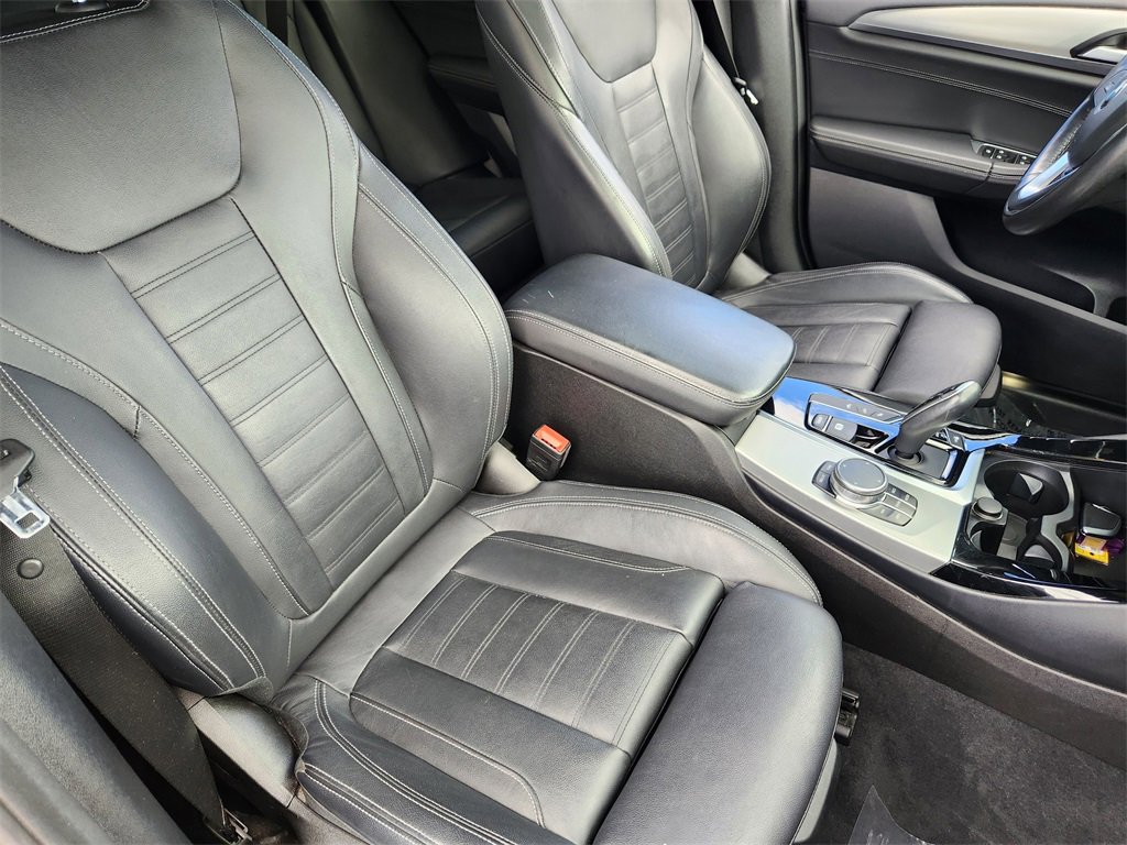 Used 2018 BMW X3 M40i image 15