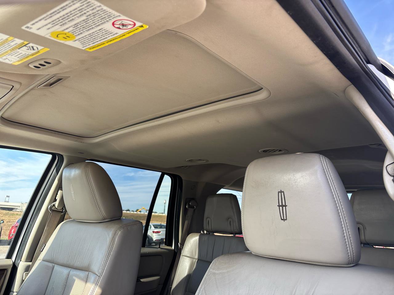 Used 2013 Lincoln Navigator 2WD w/ HD Trailer Tow Pkg image 19